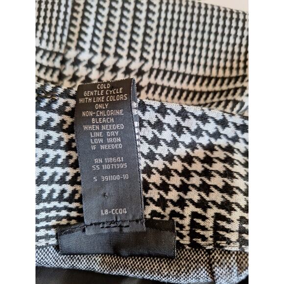 Lane Bryant Women 18 Black & White Houndstooth Faux Wrap Body Con Skirt - Picture 4 of 4